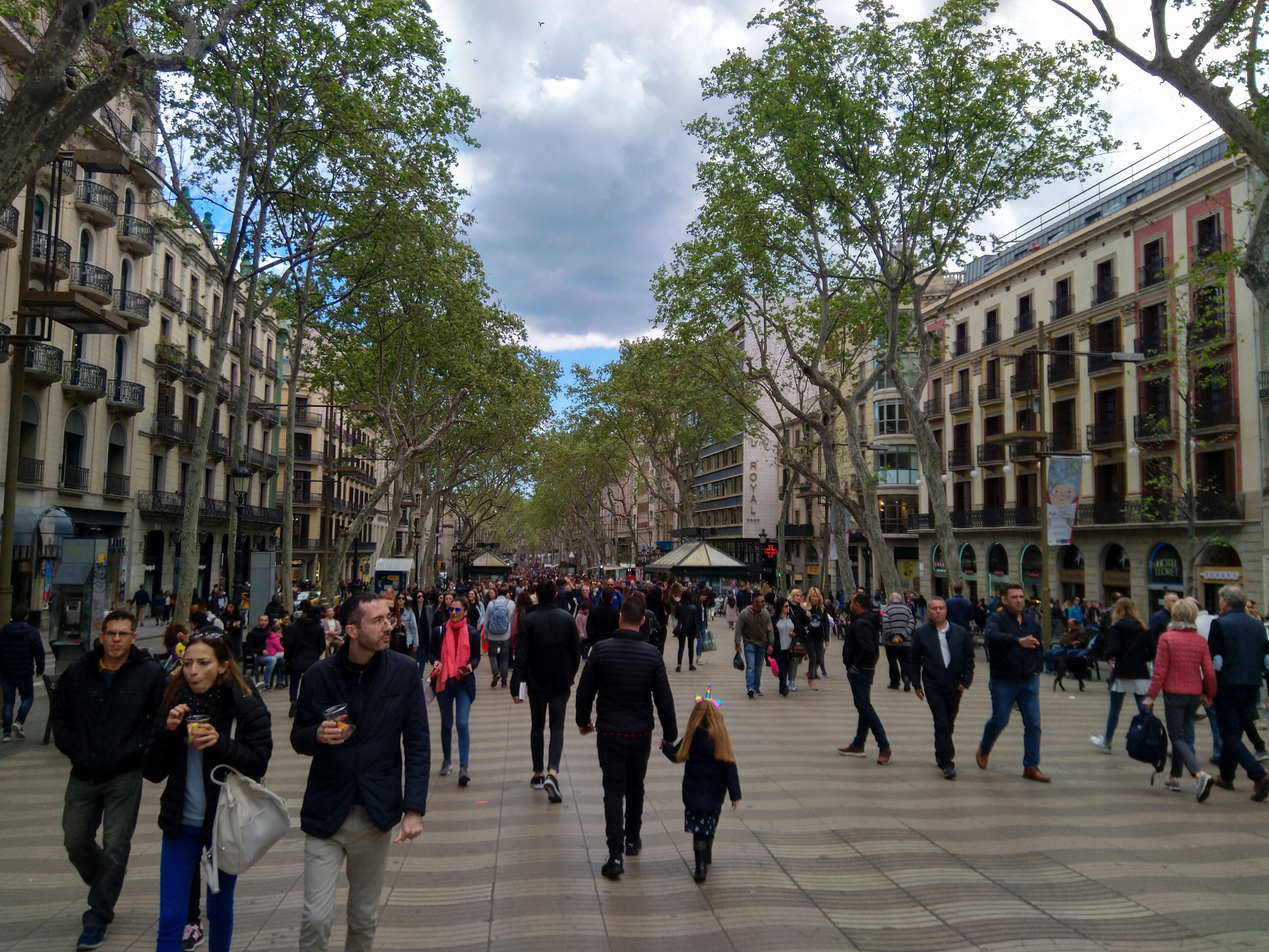 バルセロナの物価事情 値段比較 外食費など旅行に役立つ情報まとめ ロコタビ