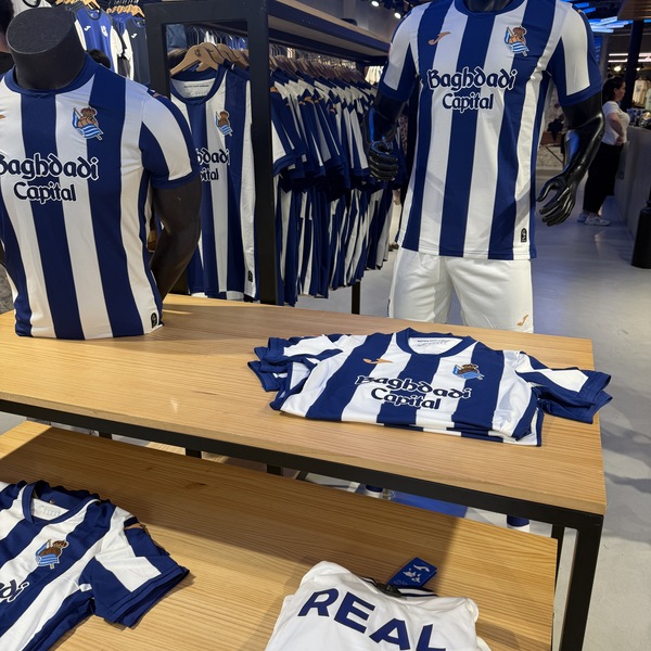 古着 サッカー ユニフォーム レアルソシエダ 久保建英所属 メンズ2XL相当 レアルソシエダ 久保建英 ユニフォーム 現地ソシエダショップで買付