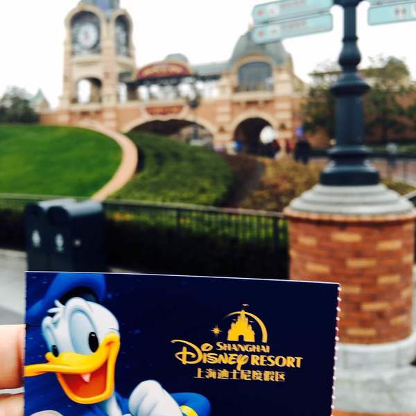 上海ディズニーランド同行アテンドサービス シャンハイ 上海 ロコタビ