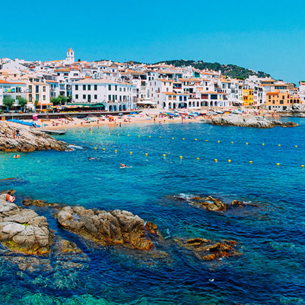 【地中海を満喫】コスタ・ブラバの珠玉のビーチと美食家に愛されるレストランを訪問 バルセロナ ロコタビ