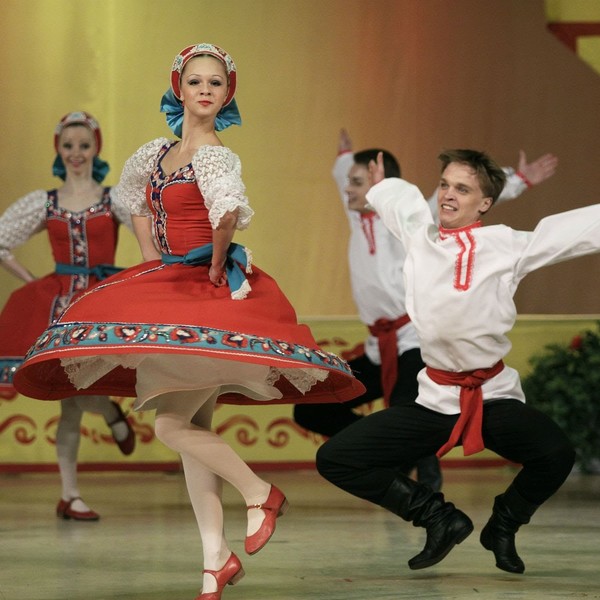 ロシア民族舞踊公演ご案内 サンクトペテルブルク ロコタビ