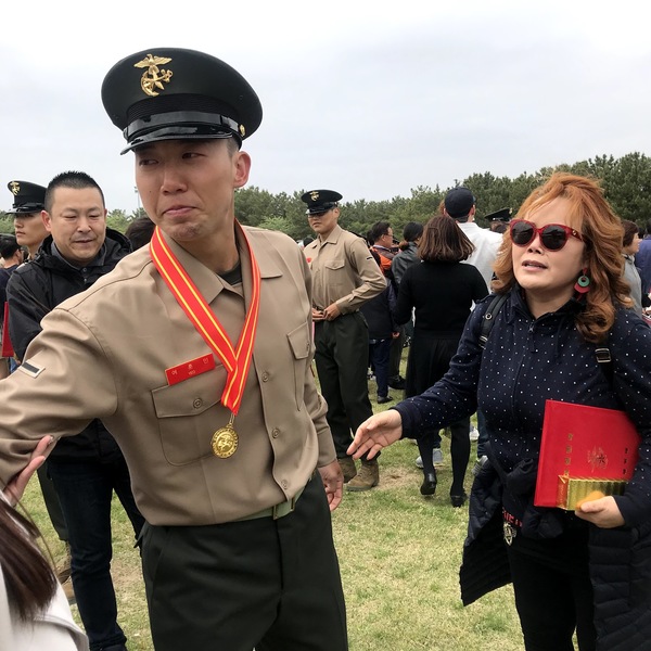 K Popアイドルの入隊 お見送り 除隊や修了式や軍フェスティバルの送迎専門です ソウル ロコタビ