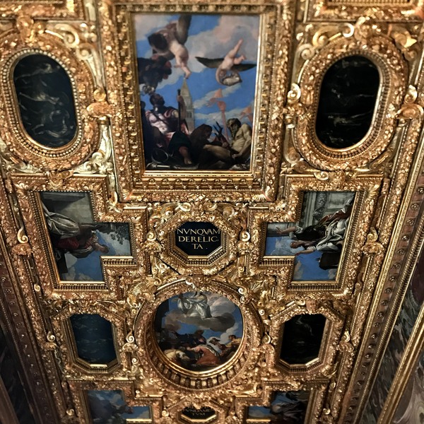 ベネチアのドゥカーレ宮殿の絵画と歴史 ベネチア ロコタビ
