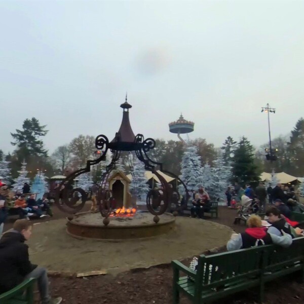 Vr海外旅行体験 冒険とマジック 童話が溢れる オランダのディズ二 ランド と呼ばれるヨーロッパ三大テーマパークの一つ エフテリング への探検を私と一緒にしませんか 日本語通訳付き ティルブルフ ロコタビ