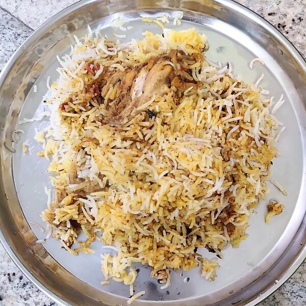 マサラ チャイ インド ベジタリアン くわしく 