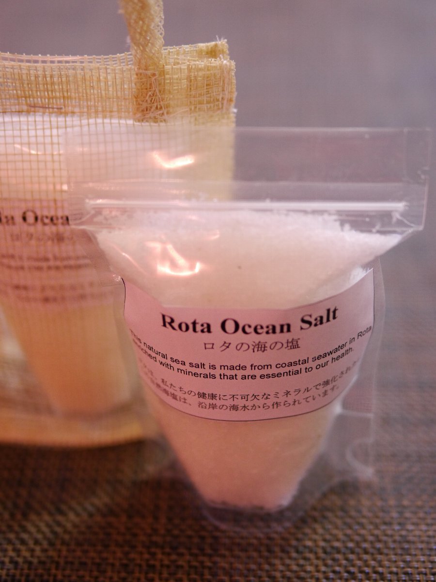 ロタの天然塩、ロタペッパー、ココナツオイル