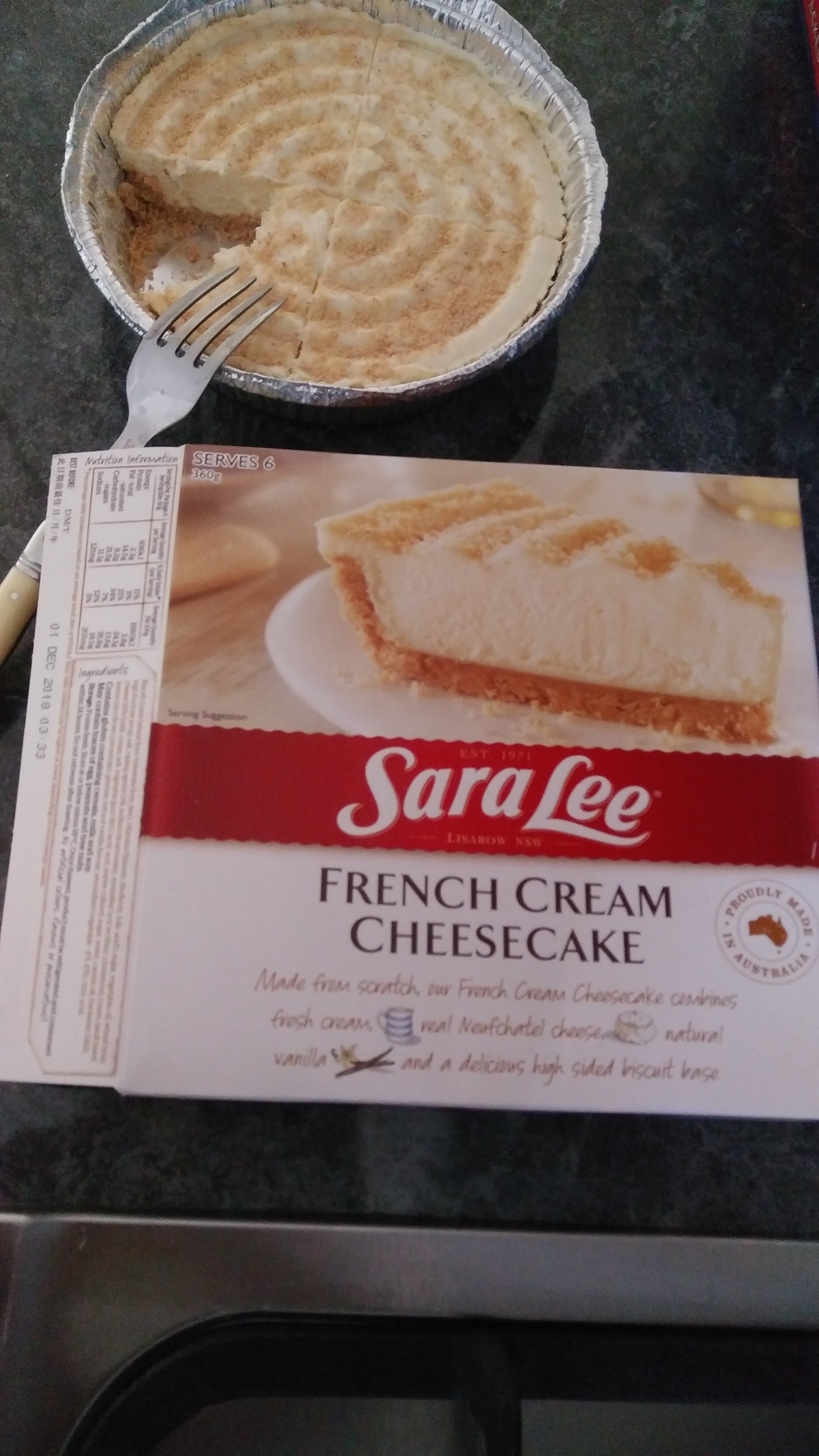 サラリー　フレンチクリームチーズケーキ
