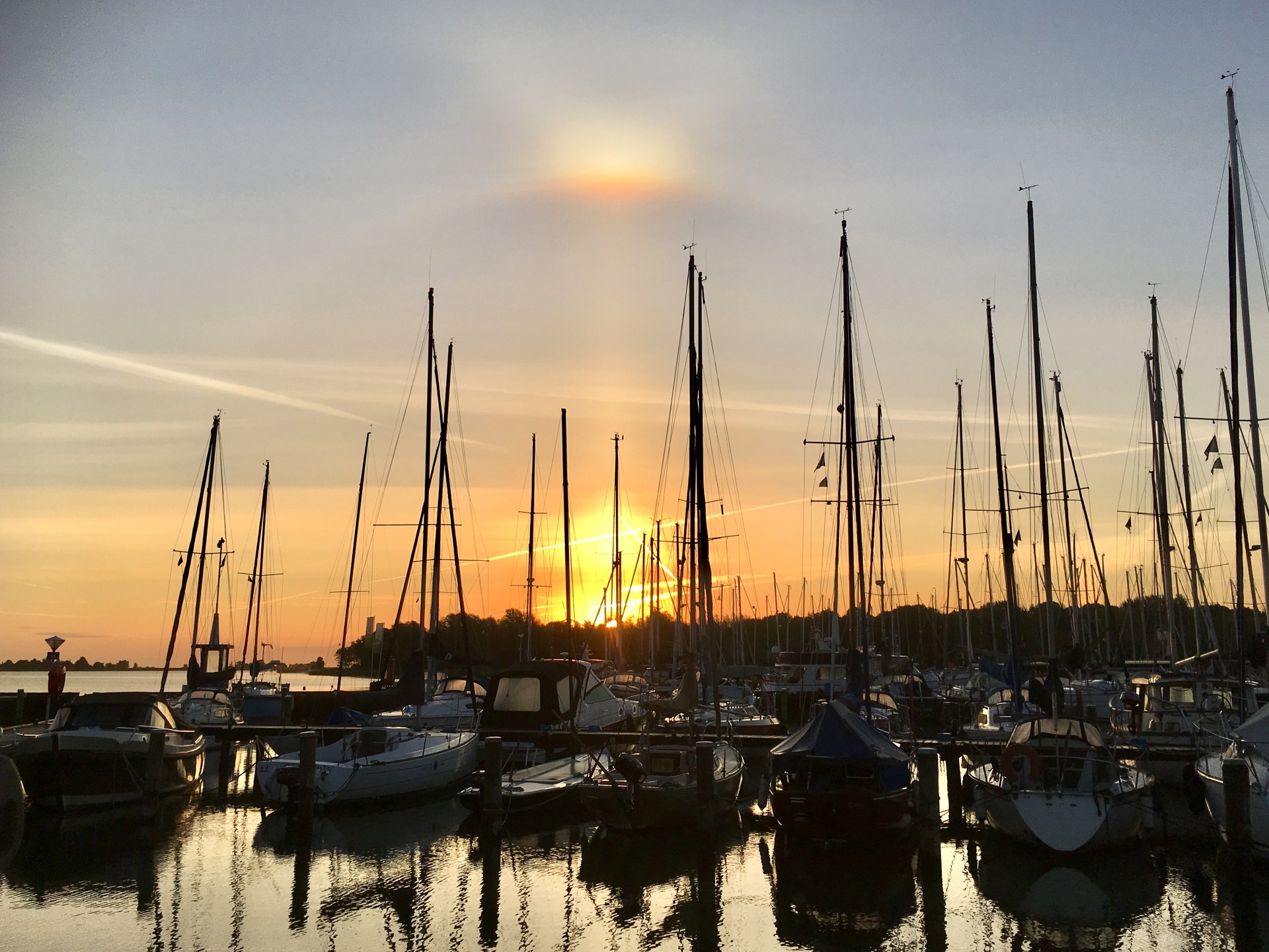 港から見る夕焼け＆朝焼け@モニケンダム、スタフォーレン、フィンケフェーンetc