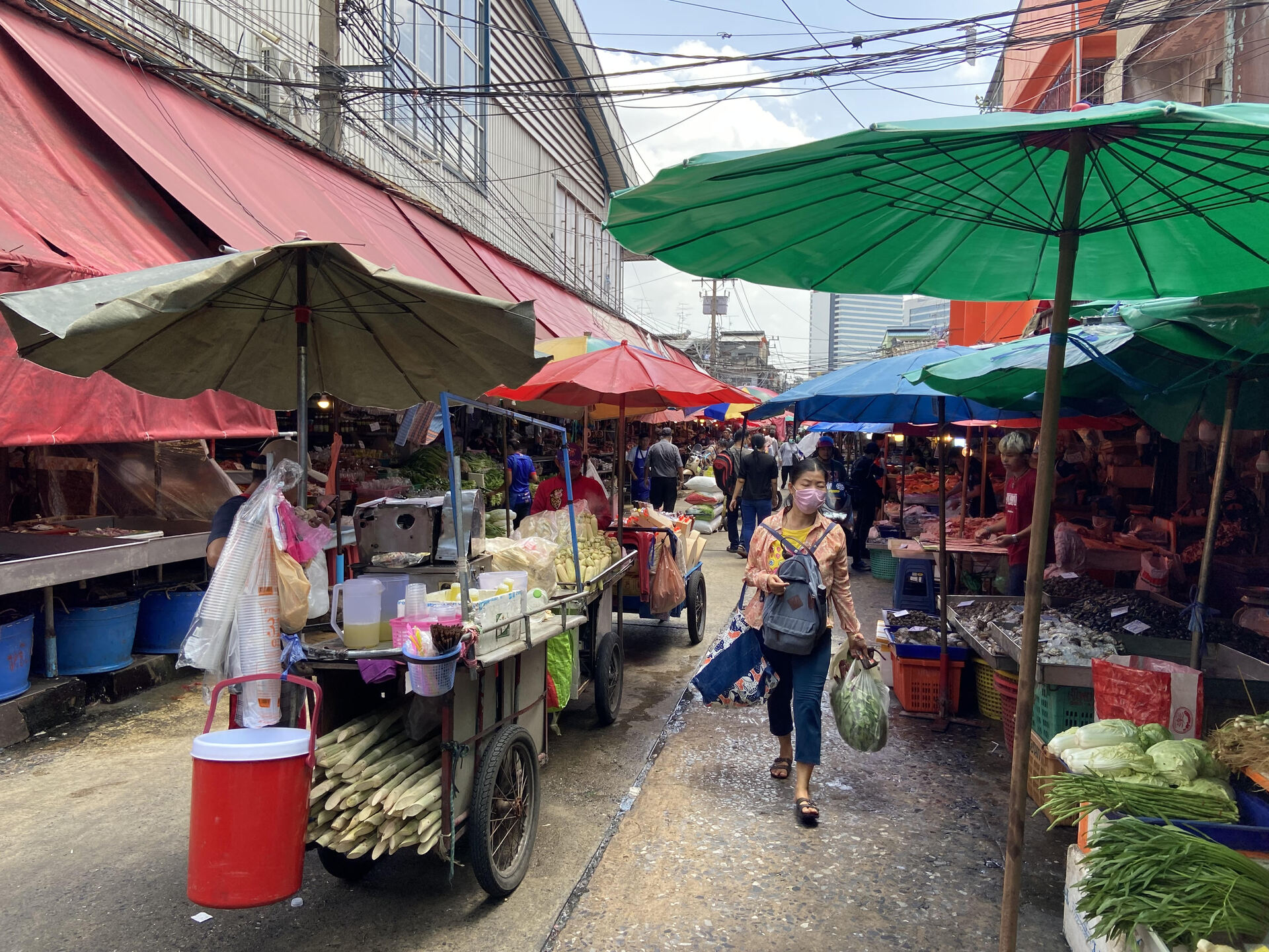 クロントゥーイ市場 | バンコク在住ヒロタイさんのおすすめエリア・地区