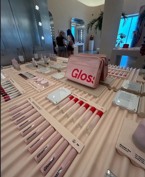 日本未上陸★Glossier/グロッシアー