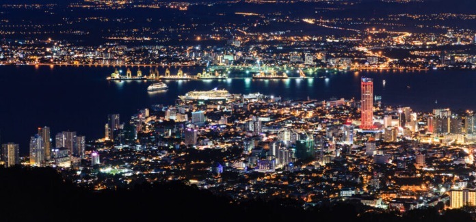 ペナン島で夜景を楽しむならケーブルカーでペナンヒルへ！