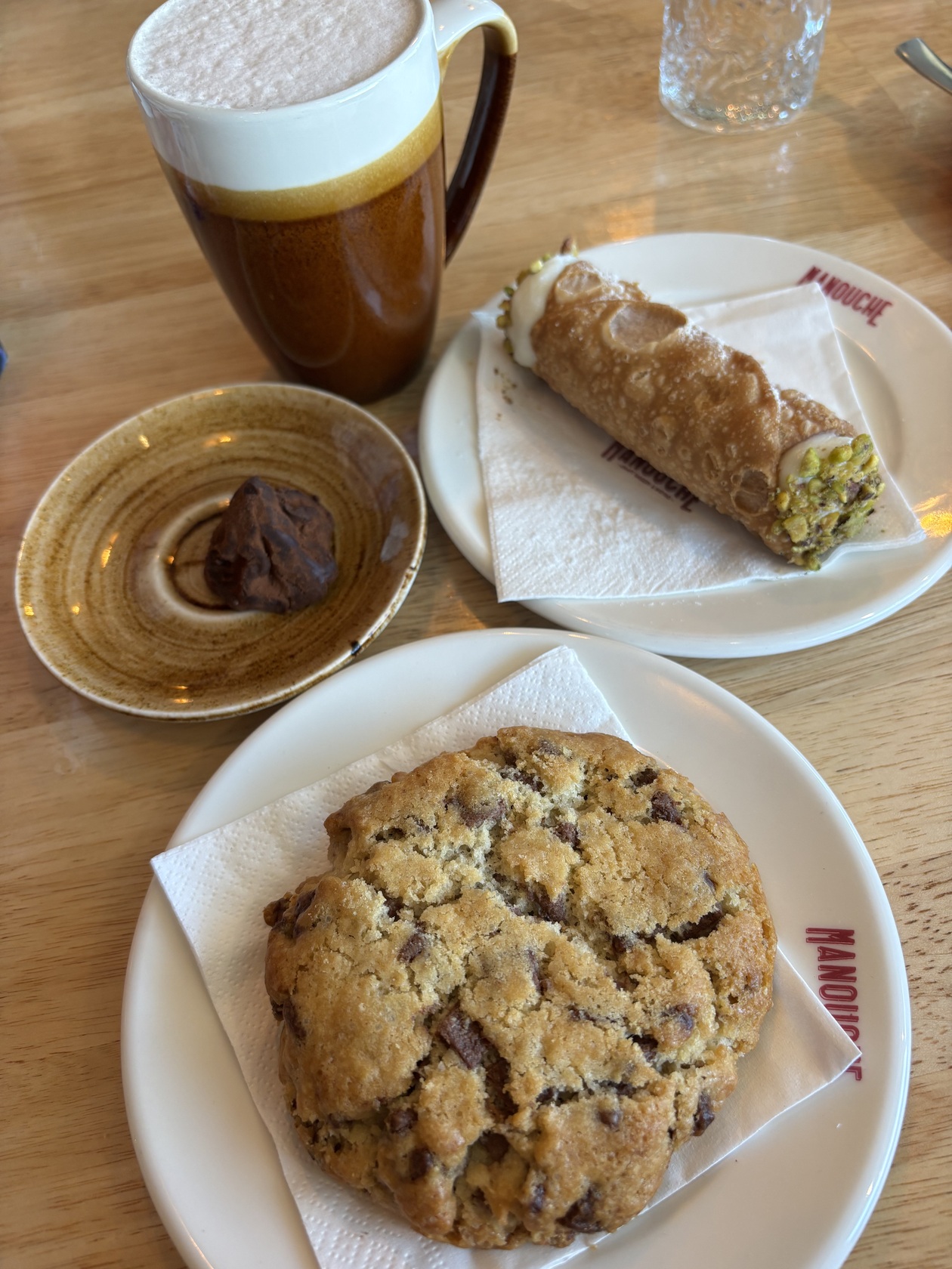 マヌーシュのスイーツ