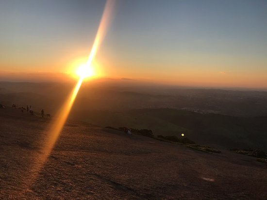 ぺドラ・グランデ | サンパウロ在住ビビアネさんのおすすめ夜景スポット ぺドラ・グランデ | サンパウロ在住ビビアネさんのおすすめ夜景スポット