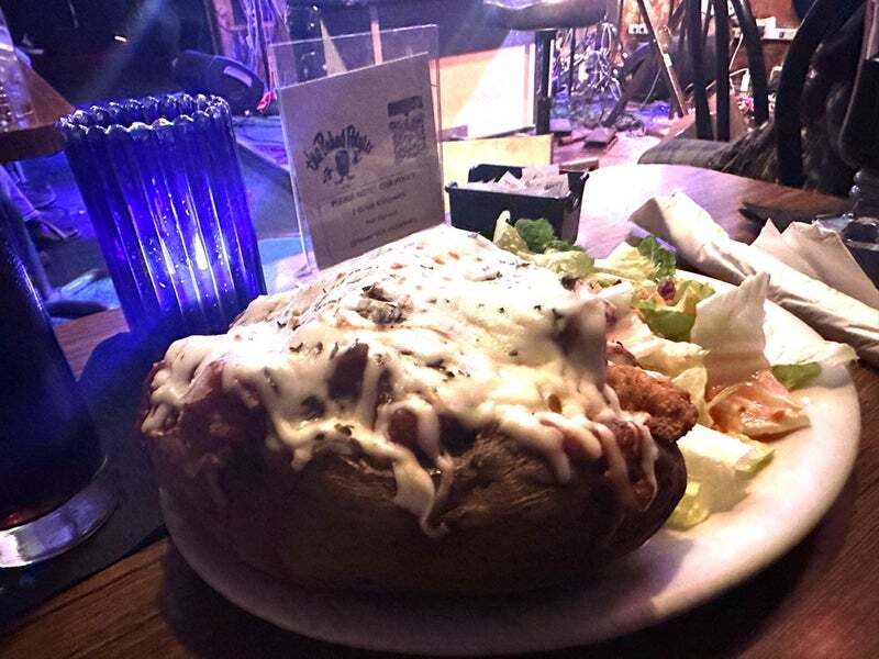 ベイクドポテト　ライブハウス