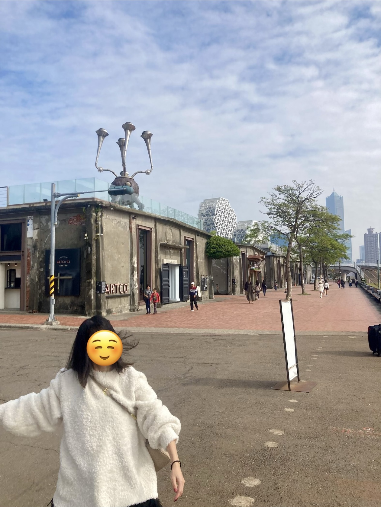 港に佇むおしゃれエリア