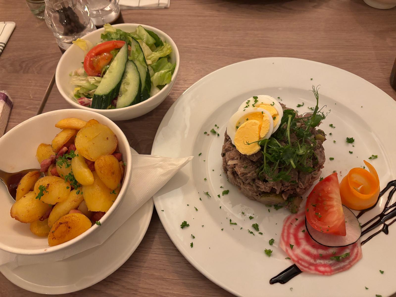 カフェレストランウンディルフゲン