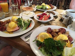 カフェ モガドール