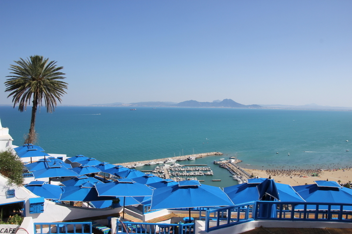 チュニジアで最も美しい街シディブサイド