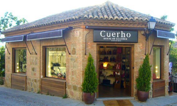 Cuerho（革製品）